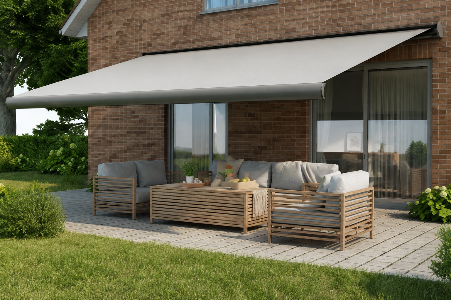 Deluxe Full Cassette Rectractable Awning 6100